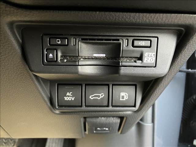 TOYOTA PRIUS 2023 Image 31