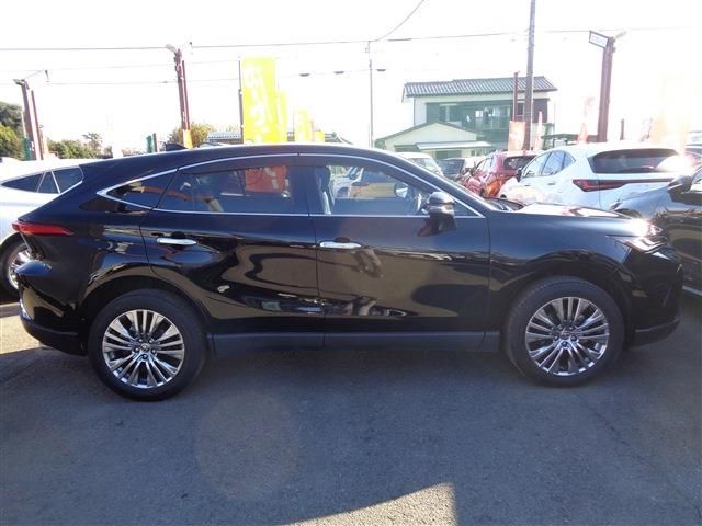 TOYOTA HARRIER 2WD 2024 Image 31