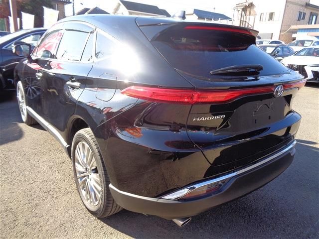 TOYOTA HARRIER 2WD 2024 Image 31