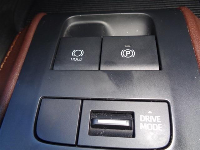 TOYOTA HARRIER 2WD 2024 Image 31