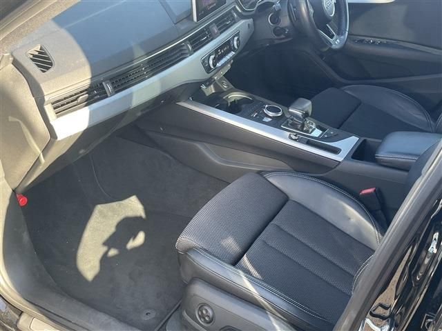 AUDI A4 2017 Image 31