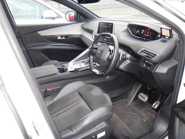 PEUGEOT 5008 2021 Image 31