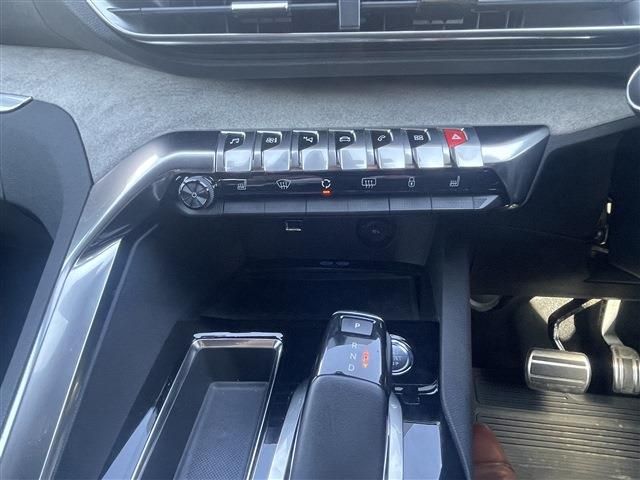 PEUGEOT 5008 2021 Image 31