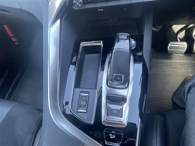 PEUGEOT 5008 2021 Image 31