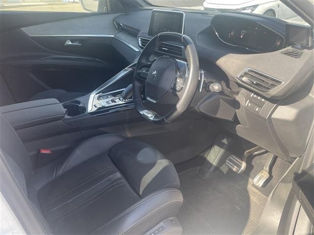 PEUGEOT 5008 2021 Image 31