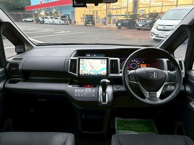 HONDA STEPWAGON SPADA 2012 Image 31