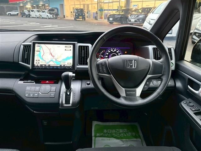 HONDA STEPWAGON SPADA 2012 Image 31