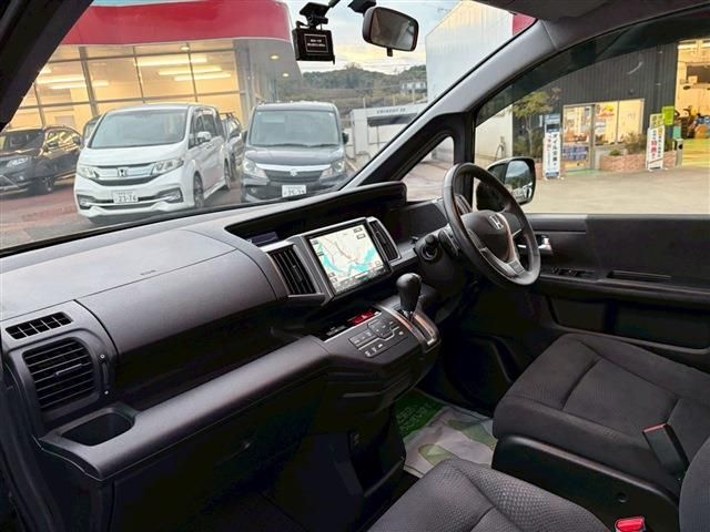 HONDA STEPWAGON SPADA 2012 Image 31