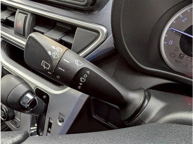 DAIHATSU CAST ACTIVA 2017 Image 31