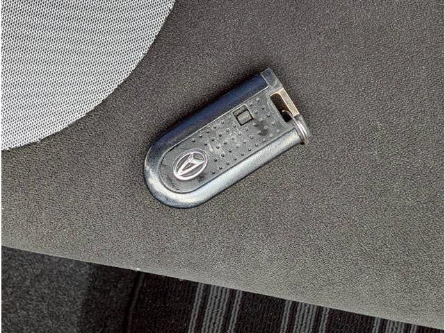 DAIHATSU CAST ACTIVA 2017 Image 31