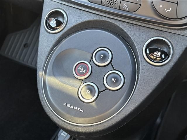 FIAT ABARTH 595 2019 Image 31