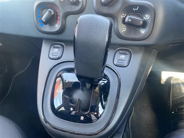 FIAT PANDA 2021 Image 31