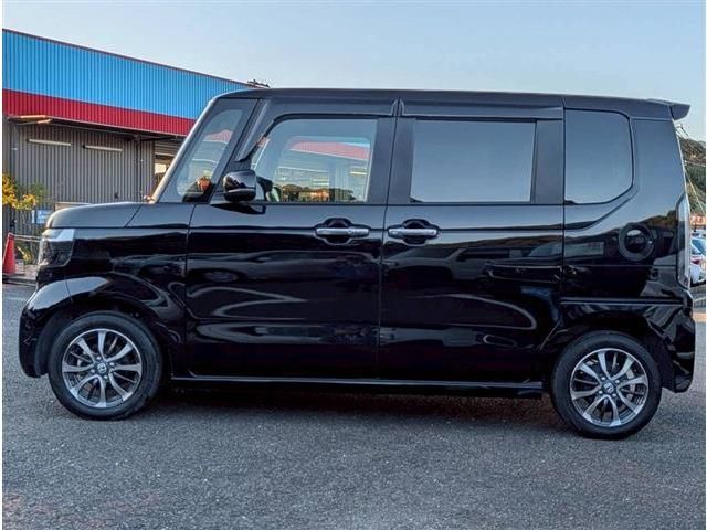 HONDA N BOX CUSTOM 2024 Image 31