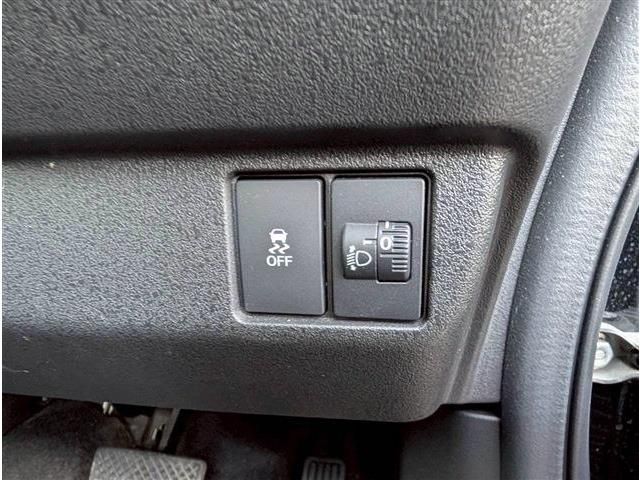 HONDA N BOX CUSTOM 2024 Image 31