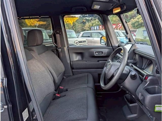 HONDA N BOX CUSTOM 2024 Image 31