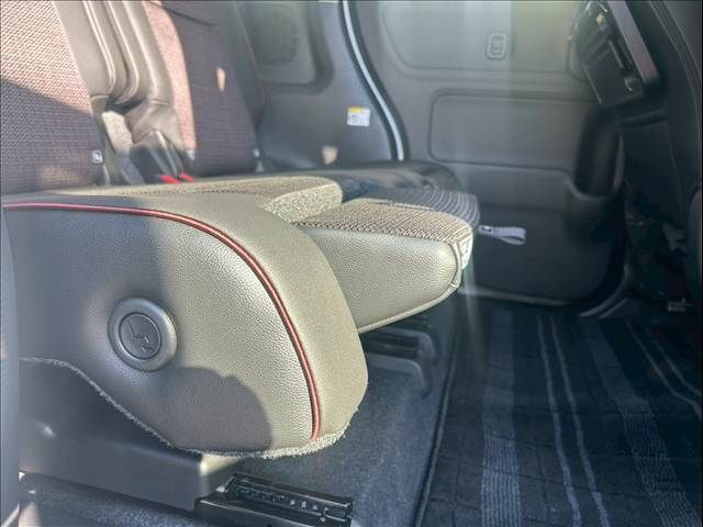 SUZUKI SPACIA CUSTOM 2025 Image 31