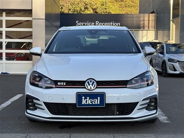 VOLKSWAGEN GOLF GTI 2018 Image 31