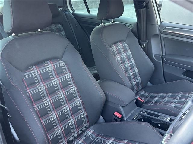 VOLKSWAGEN GOLF GTI 2018 Image 31