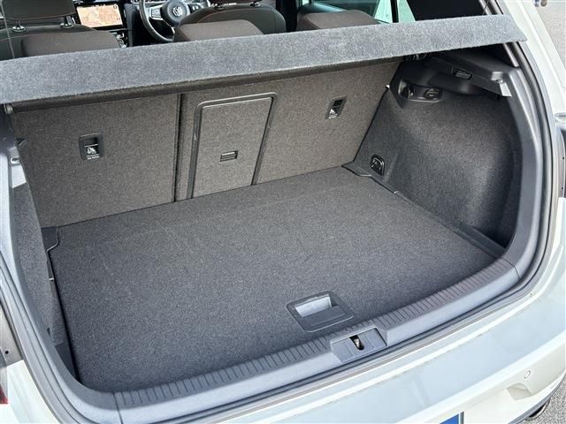 VOLKSWAGEN GOLF GTI 2018 Image 31