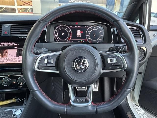 VOLKSWAGEN GOLF GTI 2018 Image 31