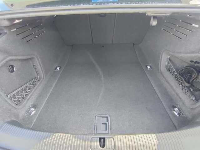 AUDI A4 2018 Image 31