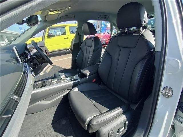 AUDI A4 2018 Image 31