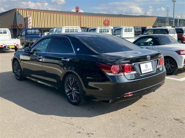 TOYOTA CROWN SEDAN HYBRID 2017 Image 31