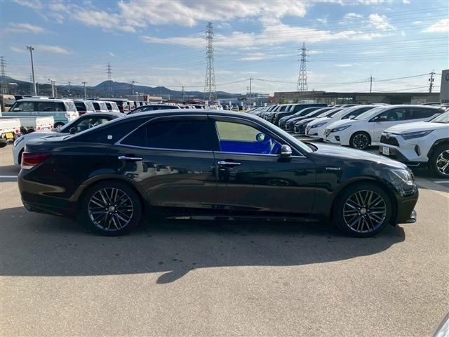 TOYOTA CROWN SEDAN HYBRID 2017 Image 31