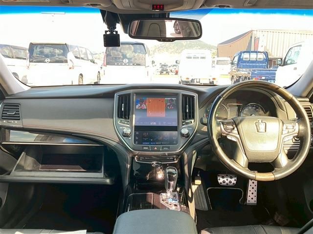 TOYOTA CROWN SEDAN HYBRID 2017 Image 31