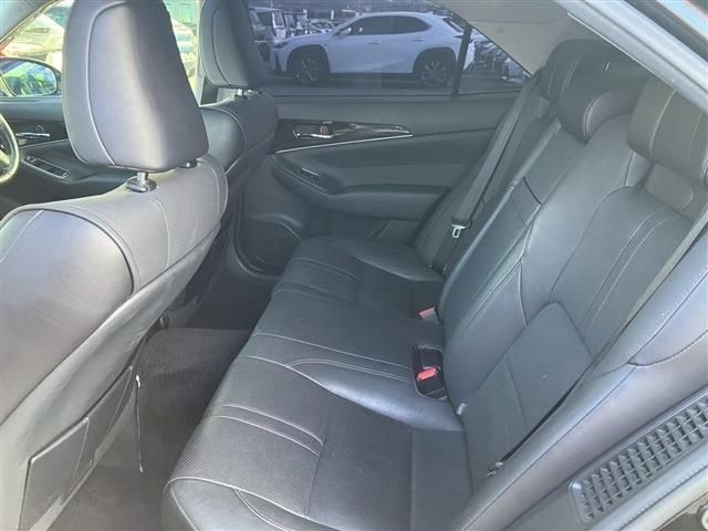 TOYOTA CROWN SEDAN HYBRID 2017 Image 31