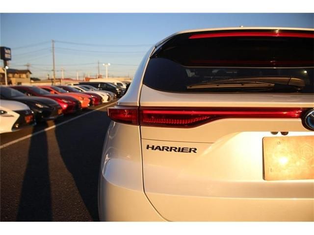 TOYOTA HARRIER PHEV 2023 Image 31
