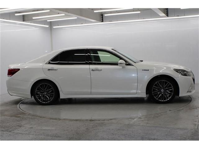 TOYOTA CROWN SEDAN HYBRID 2014 Image 31