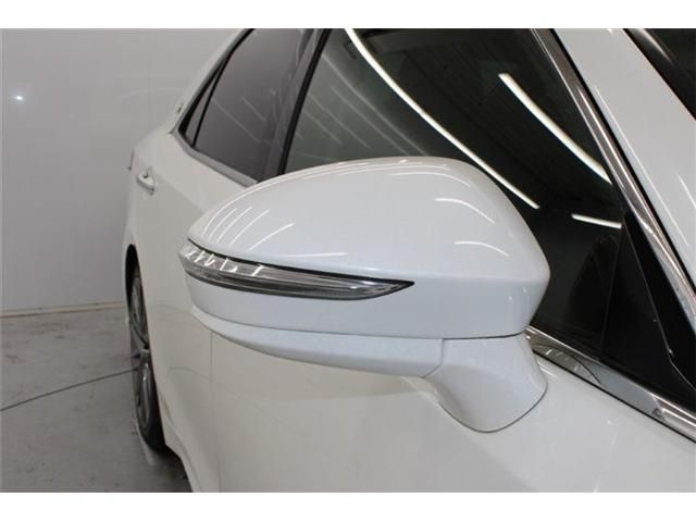 TOYOTA CROWN SEDAN HYBRID 2014 Image 31