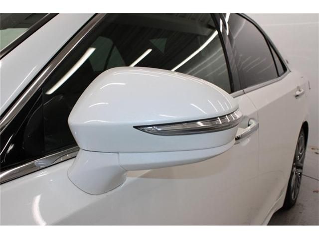 TOYOTA CROWN SEDAN HYBRID 2014 Image 31