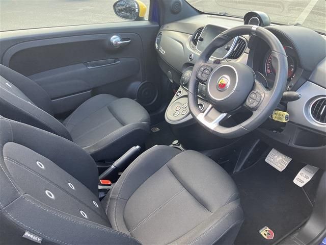 FIAT ABARTH 595C 2020 Image 31