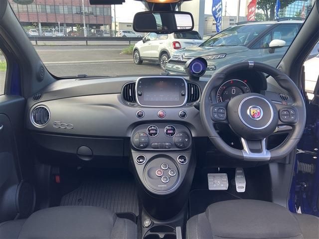 FIAT ABARTH 595C 2020 Image 31