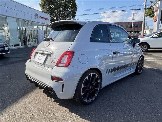 FIAT ABARTH 595 2019 Image 31