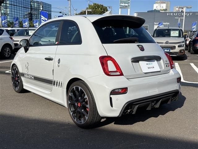 FIAT ABARTH 595 2019 Image 31