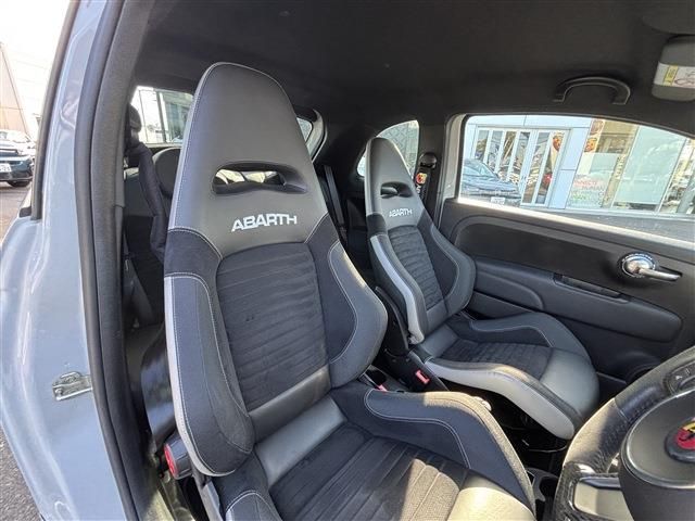 FIAT ABARTH 595 2019 Image 31