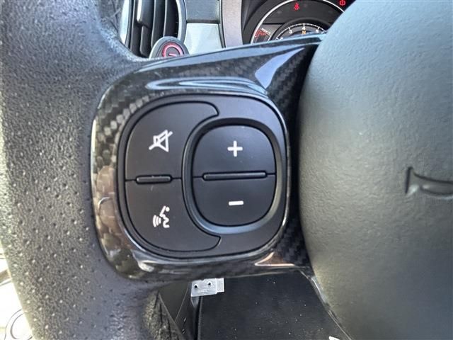 FIAT ABARTH 595 2019 Image 31