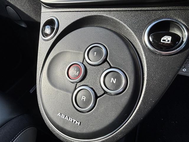 FIAT ABARTH 595 2019 Image 31