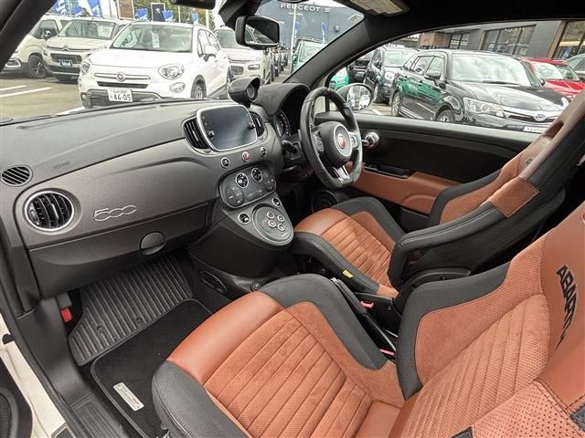 FIAT ABARTH 595 2019 Image 31