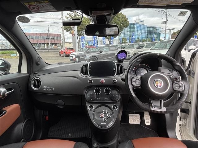 FIAT ABARTH 595 2019 Image 31