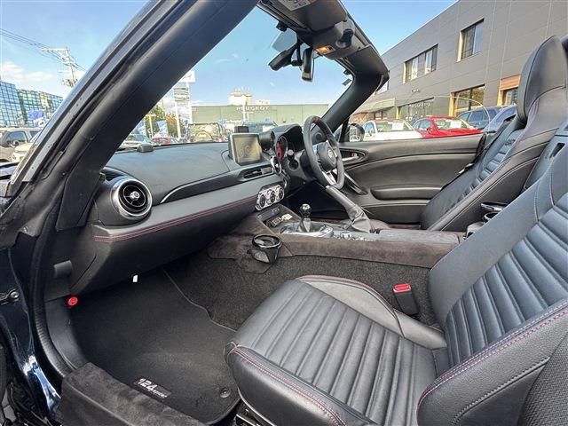 FIAT ABARTH 124 SPIDER 2018 Image 31