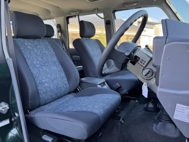 TOYOTA LANDCRUISER VAN 1999 Image 31