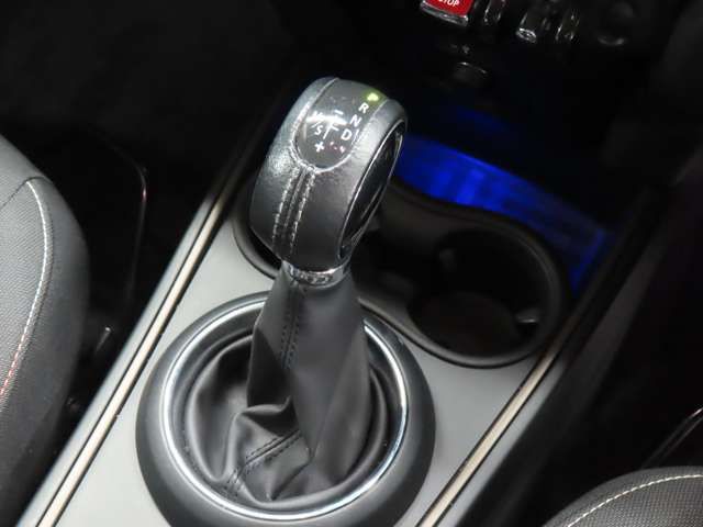 BMW MINI COOPER D CR 2019 Image 31