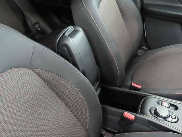 BMW MINI COOPER D CR 2019 Image 31