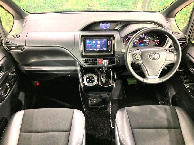 TOYOTA NOAH 2019 Image 31