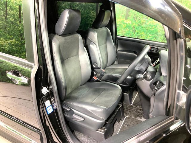 TOYOTA NOAH 2019 Image 31