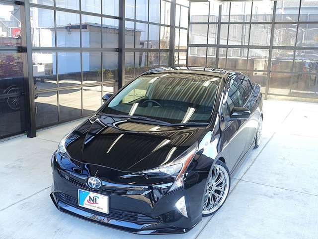 TOYOTA PRIUS 2018 Image 31